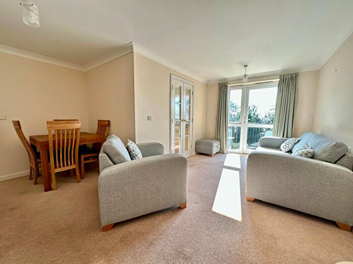 1 Bedroom Apartment For Sale In Salterton Road, Exmouth, EX8