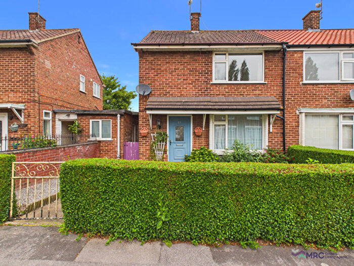 2 Bedroom Semi-Detached House For Sale In Dane's Drive, Hessle, HU13