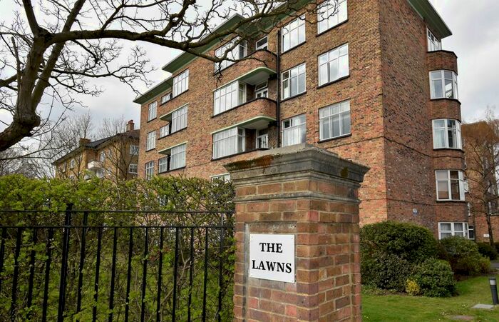 1 Bedroom Flat To Rent In The Lawns, Lee Terrace, Blackheath, SE3