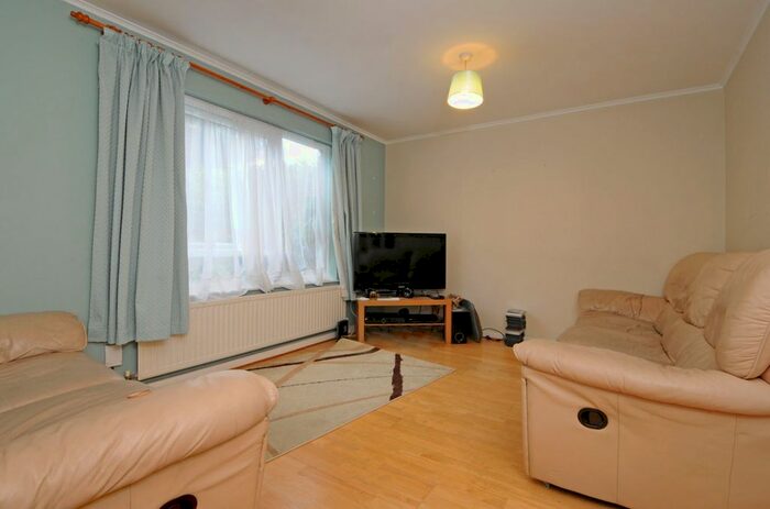1 Bedroom Flat To Rent In Greyhound Road, London, W6