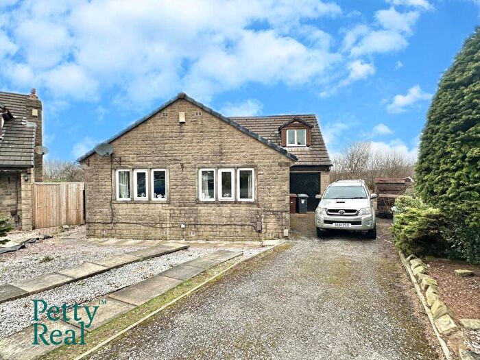 4 Bedroom Detached Bungalow For Sale In Caldbeck Close, Nelson, BB9
