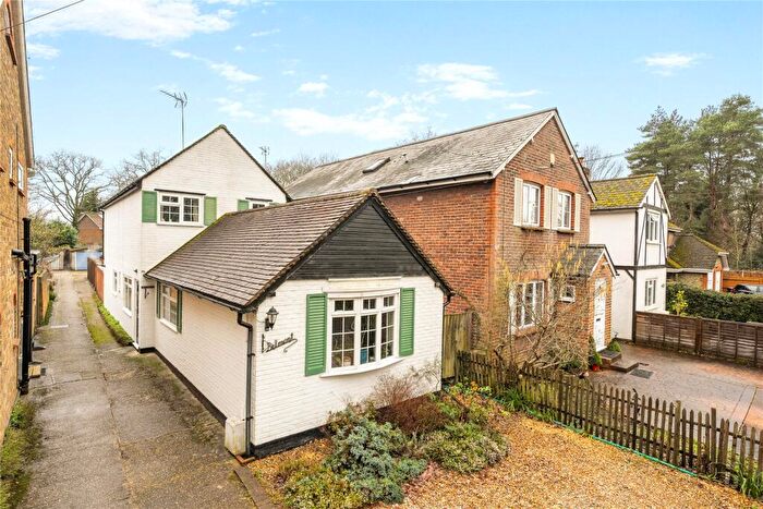 3 Bedroom Detached House For Sale In Horsell Birch, Horsell, Surrey, GU21