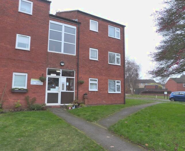 2 Bedroom Flat To Rent In Bramham Drive, Harrogate, HG3