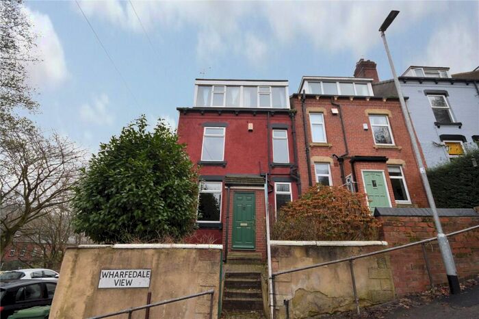 3 Bedroom Terraced House To Rent In Wharfedale View, Meanwood, Leeds, LS7