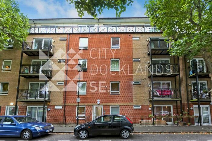 2 Bedroom Flat To Rent In Alscot Road, London SE1
