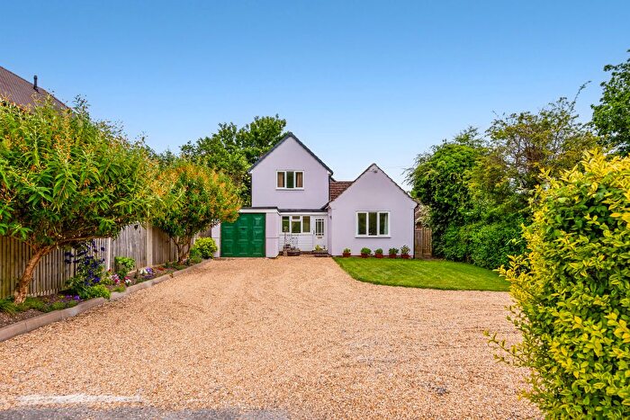 5 Bedroom Detached House For Sale In Downhouse Road, Clanfield, PO8