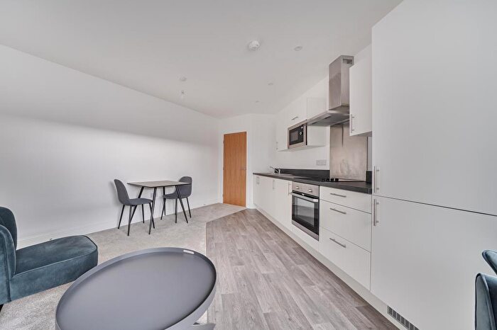 1 Bedroom Apartment To Rent In Aylesbury, Buckinghamshire, HP19