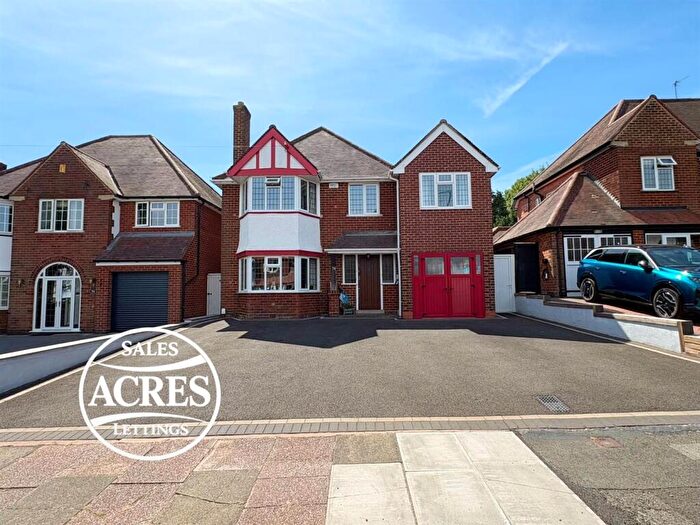 5 Bedroom Detached House For Sale In Holifast Road, Sutton Coldfield, B72