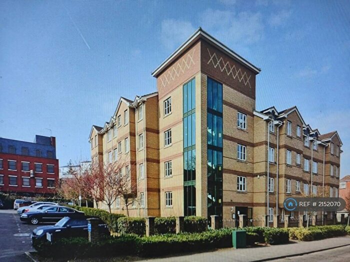 2 Bedroom Flat To Rent In Nightingale Court, Harrow, HA1