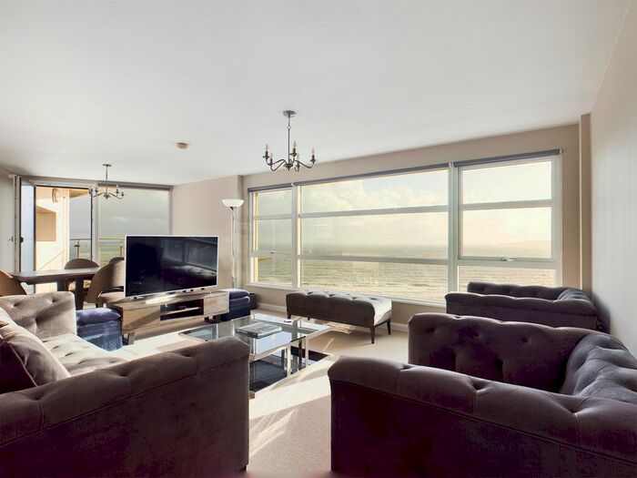 2 Bedroom Flat To Rent In Aurora, Marina, Swansea, SA1