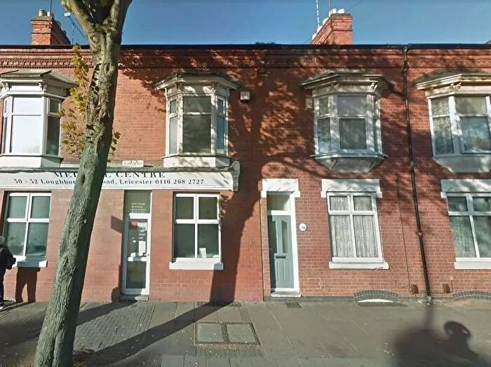 3 Bedroom Terraced House To Rent In Loughborough Road, Leicester, LE4