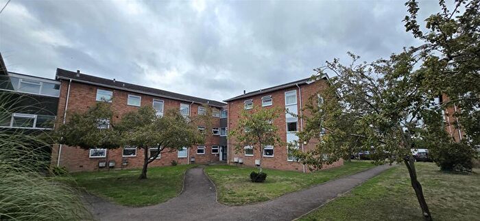 2 Bedroom Apartment To Rent In Caroline Court, Bath Road, Reading, RG1