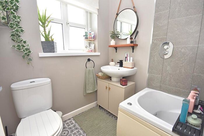 3 Bedroom Town House For Sale In Elm Road, Barrow-in-Furness, Cumbria, LA14
