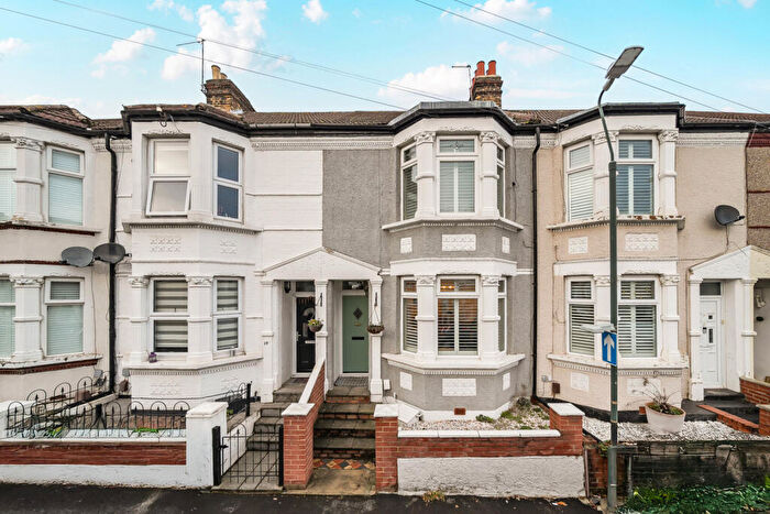 3 Bedroom Terraced House For Sale In Holly Hill Road, Erith, DA8