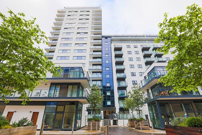 2 Bedroom Apartment To Rent In Wharf Street, London, SE8