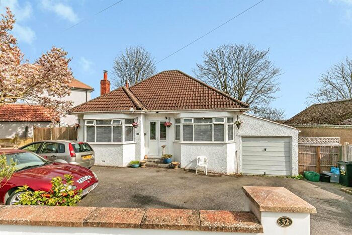 2 Bedroom Detached Bungalow For Sale In Aldercombe Road, Bristol, BS9