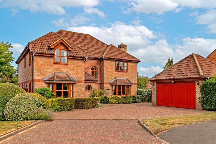 5 Bedroom Detached House For Sale In Woodland Lodge, Pulloxhill, MK45