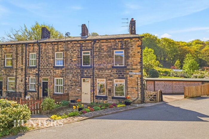 3 Bedroom End Of Terrace House For Sale In Spring Bottom, Walsden, Todmorden, OL14
