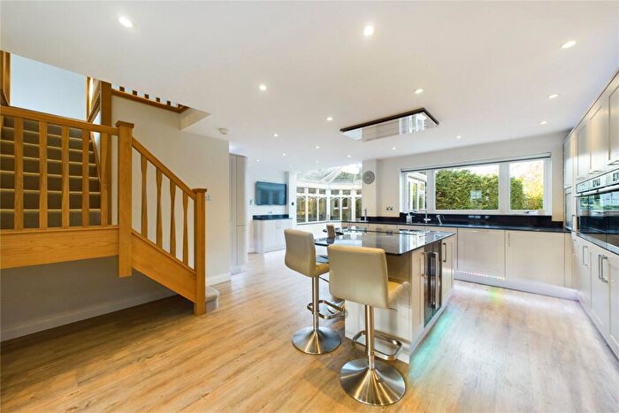 5 Bedroom Detached House To Rent In Mountbatten Rise, Sandhurst, Berkshire, GU47