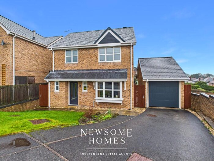 3 Bedroom Detached House For Sale In Yr Aber, Holywell, CH8