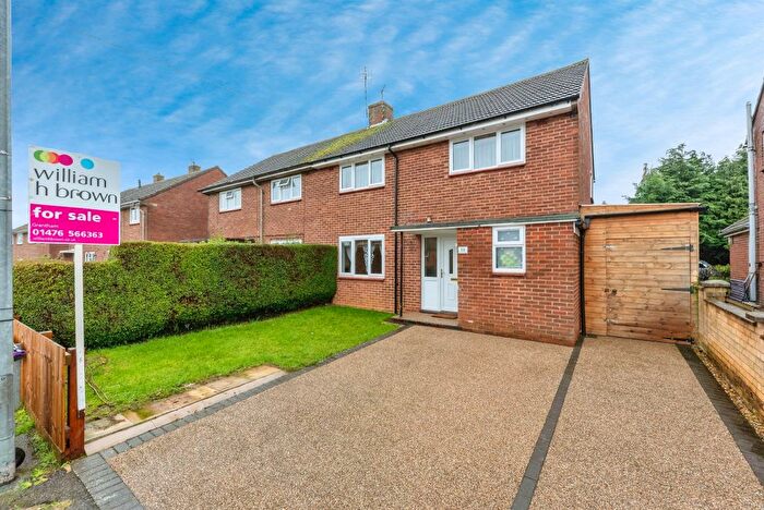 4 Bedroom Semi Detached House For Sale In Christchurch Road, Grantham, NG31