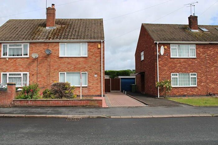 3 Bedroom Semi Detached House To Rent In Trelawney Road, Coventry, CV7