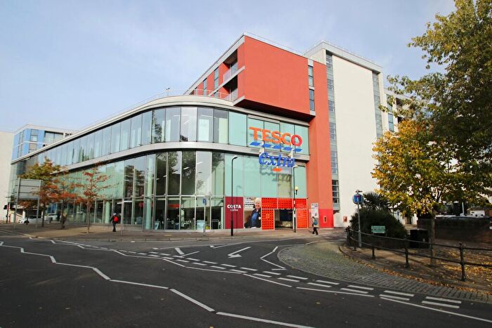 1 Bedroom Flat For Sale In Station Road, Orpington, BR6