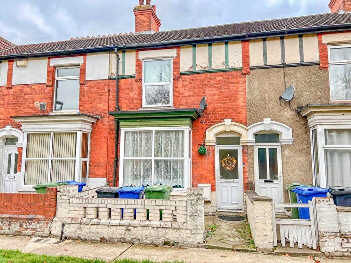 3 Bedroom Terraced House For Sale In Highfield Avenue, Grimsby, Ne Lincolnshire, DN32