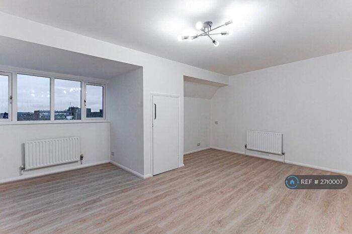 1 Bedroom Flat To Rent In Eastcheap, Letchworth Garden City, SG6