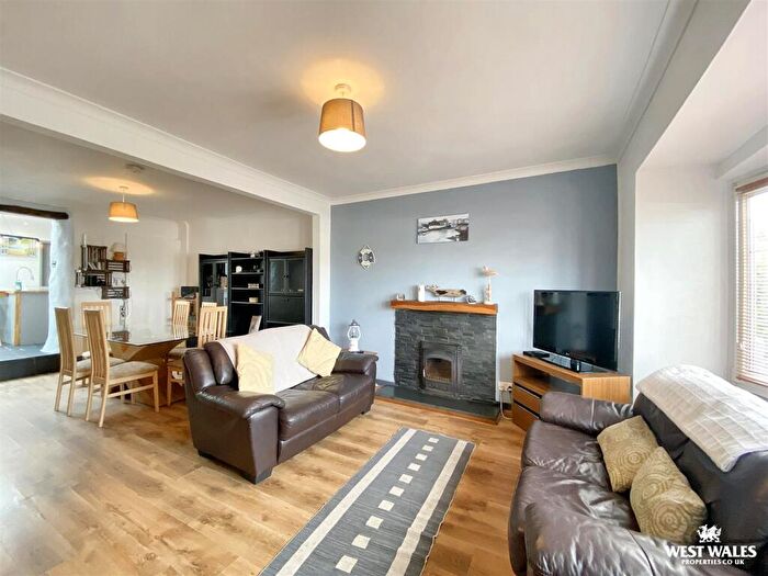 3 Bedroom Terraced House For Sale In Narberth Road, Tenby, SA70