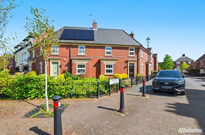 4 Bedroom Town House For Sale In Partington Square, Sandymoor, WA7