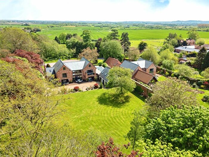 7 Bedroom Detached House For Sale In Sutton Lane, Elton, Nottinghamshire, NG13
