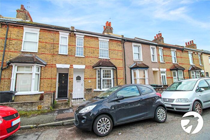 2 Bedroom Terraced House To Rent In Coombe Road, Gravesend, Kent, DA12
