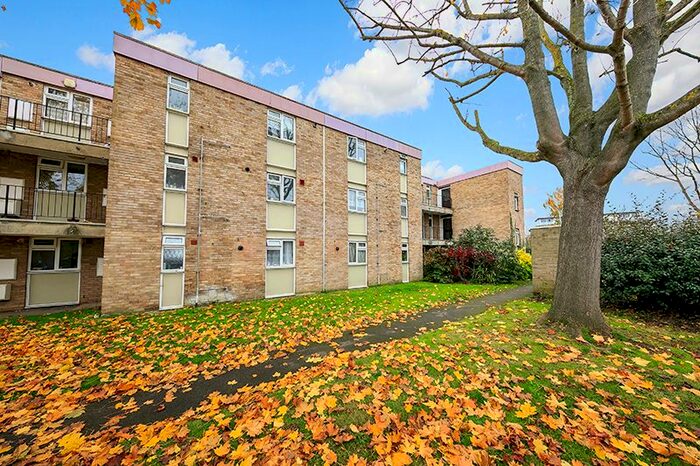 1 Bedroom Flat To Rent In Townshend Terrace, Richmond, TW9