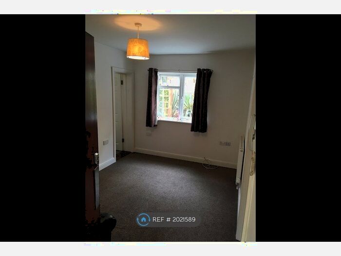 1 Bedroom Flat To Rent In Polsham Park, Paignton, TQ3