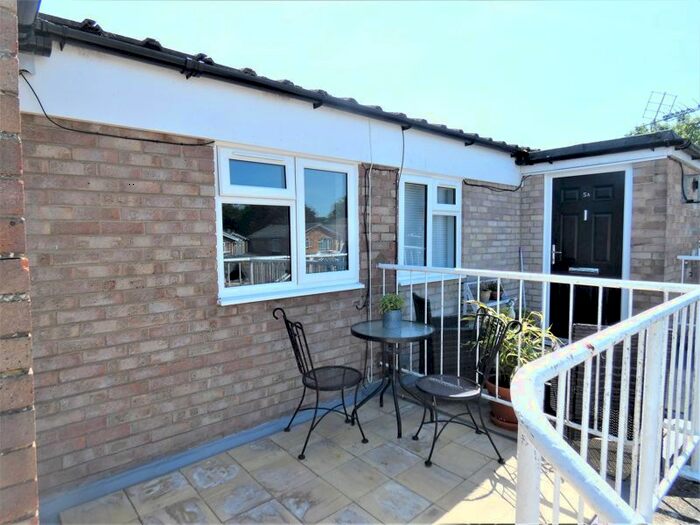 2 Bedroom Flat To Rent In Stubbington Green, Stubbington, Fareham, PO14