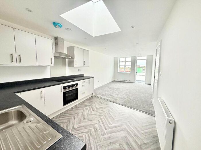 1 Bedroom Flat To Rent In Estuary Views, - Eastern Esplanade, Canvey Island, SS8
