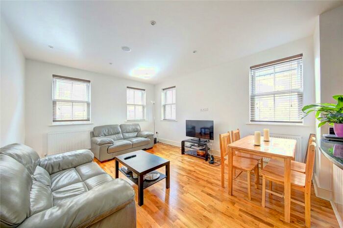 2 Bedroom Apartment To Rent In Station Parade, SW12