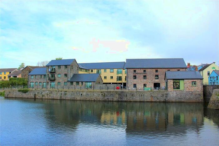 1 Bedroom Flat For Sale In North Quay Court, Pembroke, Pembrokeshire, SA71
