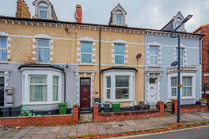 2 Bedroom Flat To Rent In Coldstream Terrace, Cardiff, CF11