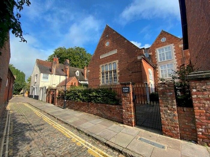 1 Bedroom Flat To Rent In Church Row, Pebble Lane, Aylesbury, HP20