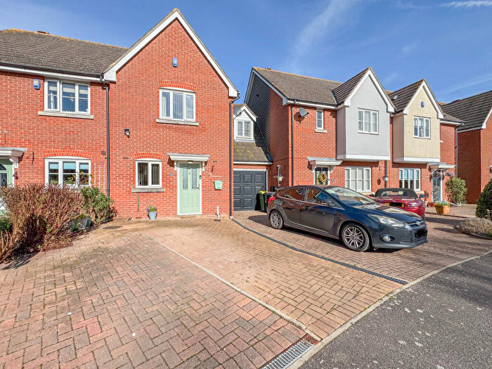 2 Bedroom Terraced House For Sale In Victory Lane, Ashingdon, SS4