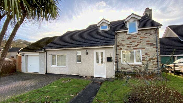 3 Bedroom Detached House For Sale In Loveny Close, St. Neot, Liskeard, Cornwall, PL14