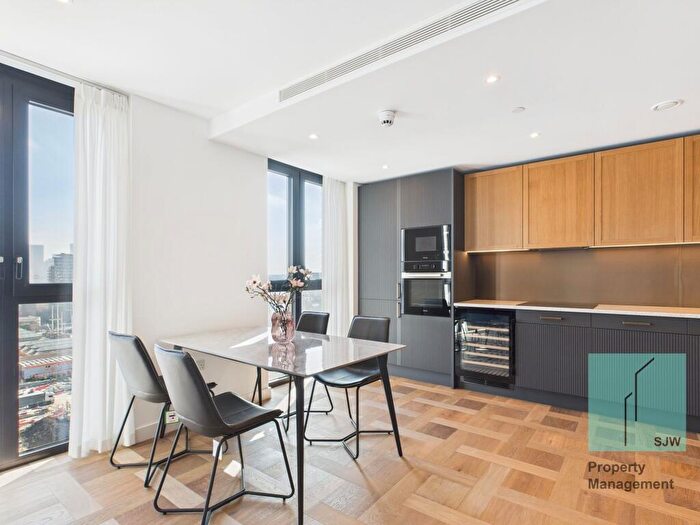 2 Bedroom Apartment To Rent In Boxwood Gardens, London, E1W