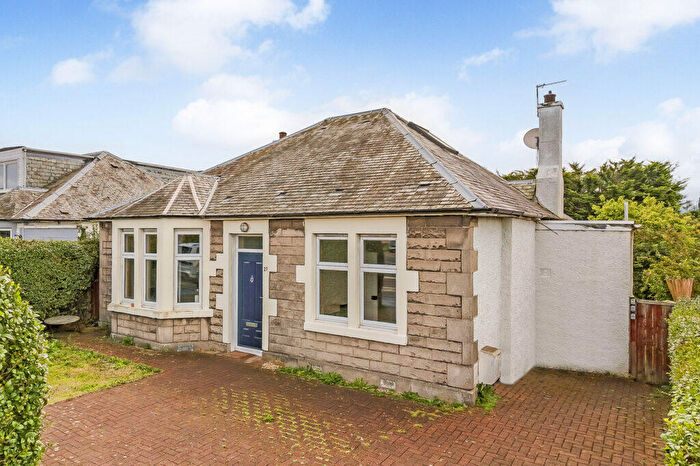 4 Bedroom Detached Bungalow For Sale In Glasgow Road, Corstorphine, Edinburgh, EH12