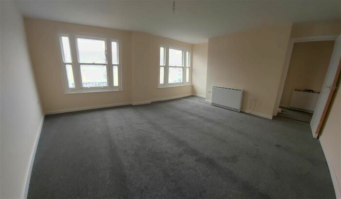 2 Bedroom Flat To Rent In St. Teilo Street, Pontarddulais, Swansea, SA4