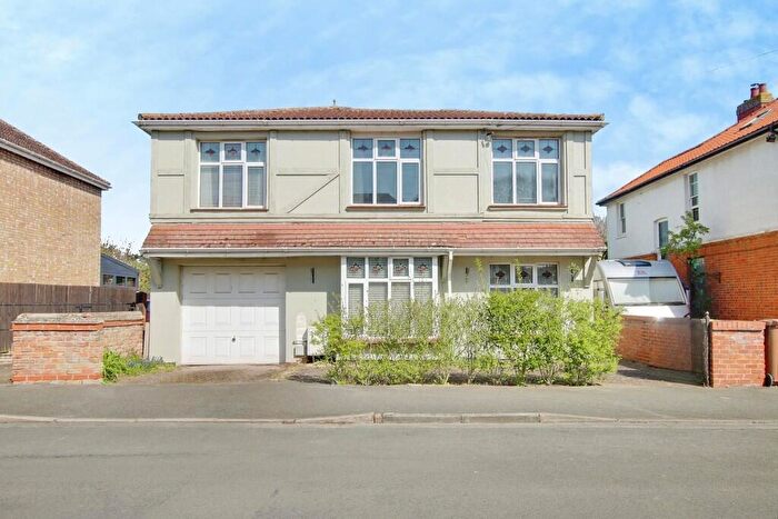 4 Bedroom Detached House For Sale In Norwood Avenue, March, PE15