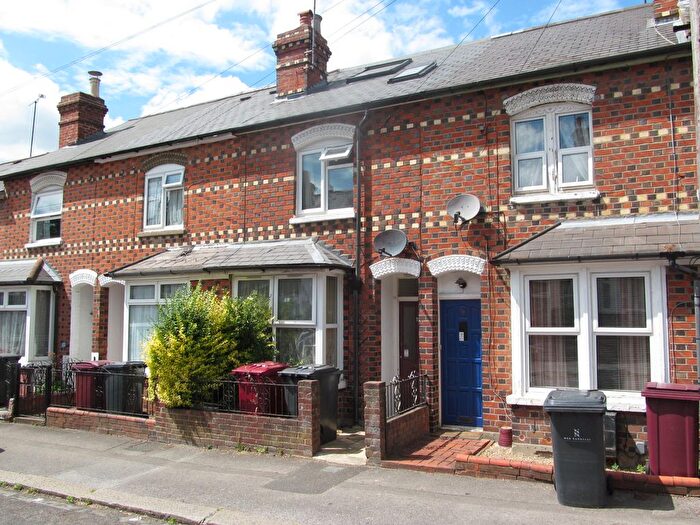 6 Bedroom Terraced House To Rent In Brighton Road, Reading, RG6