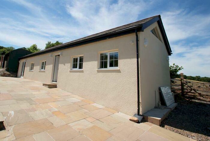 2 Bedroom Apartment To Rent In Dunsford Area, Exeter, EX6