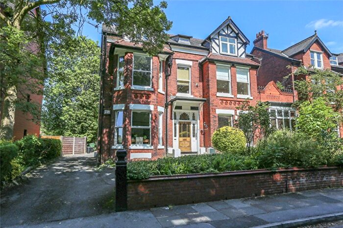 1 Bedroom Flat To Rent In Peel Moat Road, Heaton Moor, Stockport, Cheshire, SK4